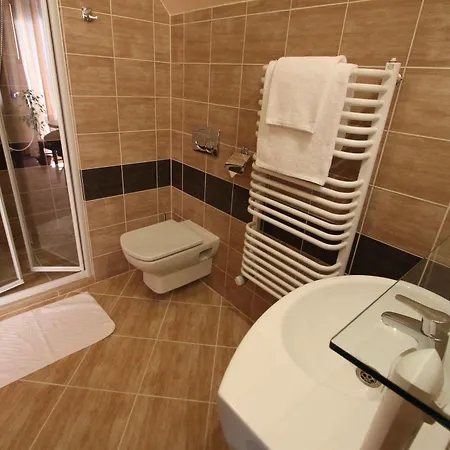 Hotel apartamentowy Na Rogatce *