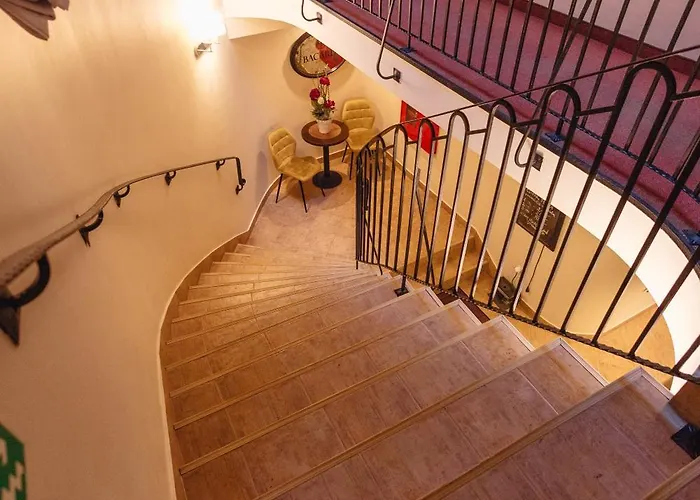 Ξενοδοχείο με διαμερίσματα Na Rogatce 3*